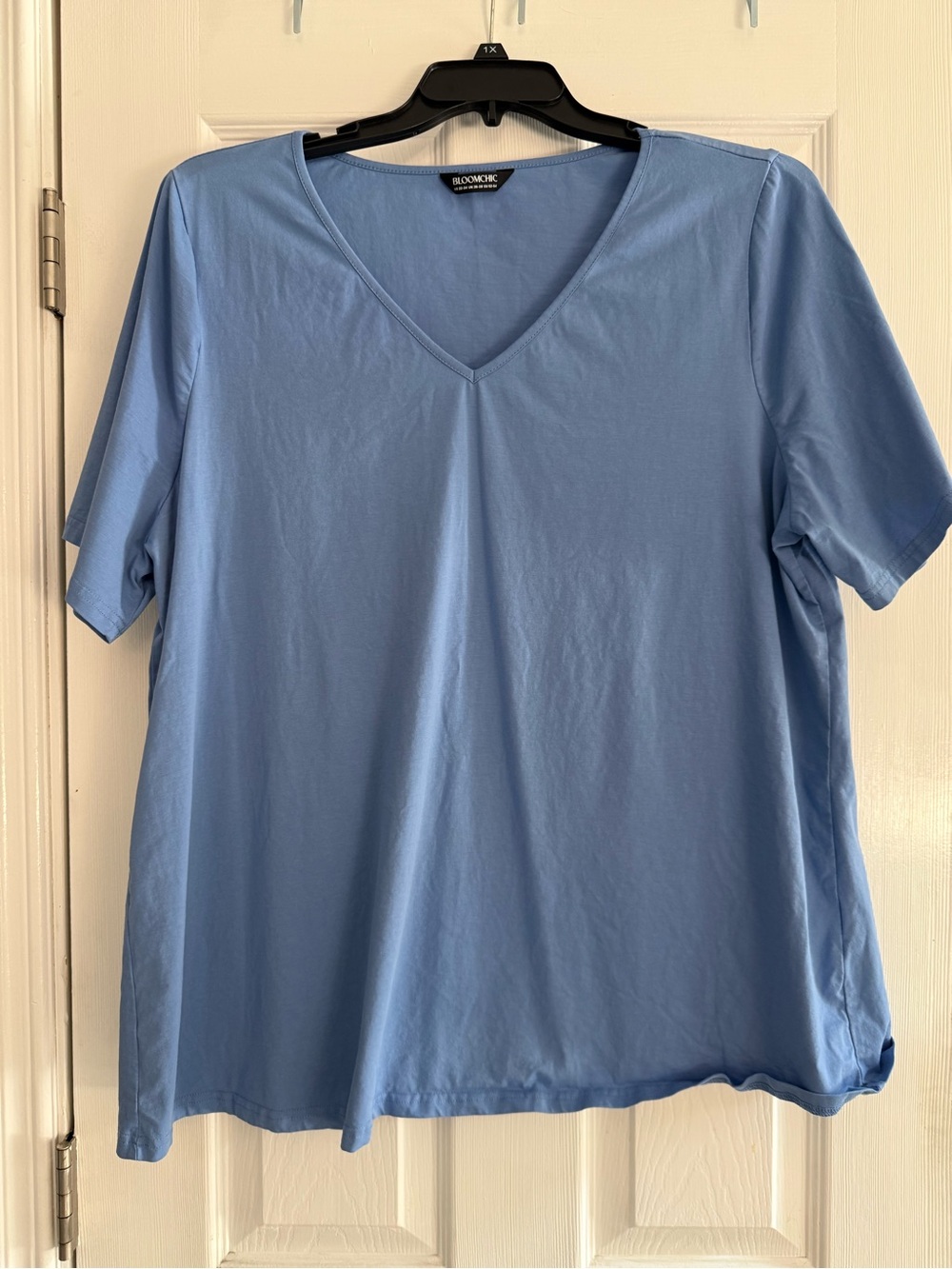 BloomChic Light Blue V-Neck Short Sleeve Top